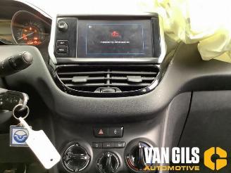 Peugeot 208 208 I (CA/CC/CK/CL), Hatchback, 2012 / 2019 1.2 Vti 12V PureTech 82 picture 11