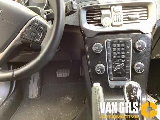 Volvo V-40 V40 (MV), Hatchback 5-drs, 2012 / 2019 1.5 T3 16V Geartronic picture 9