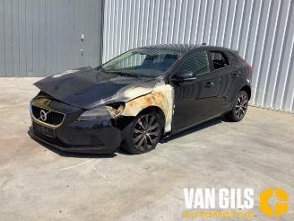 Volvo V-40 V40 (MV), Hatchback 5-drs, 2012 / 2019 1.5 T3 16V Geartronic picture 3