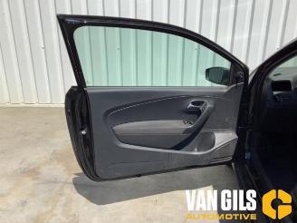 Volkswagen Polo Polo V (6R), Hatchback, 2009 / 2017 1.2 12V picture 12