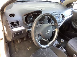 Kia Picanto 1.0 12V Hatchback  Benzine 998cc 51kW (69pk) picture 15