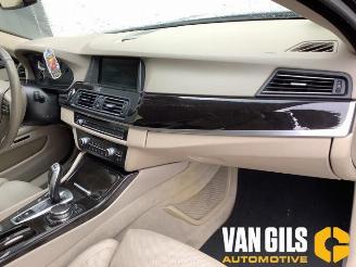BMW 5-serie 5 serie (F10), Sedan, 2009 / 2016 530d 24V picture 17