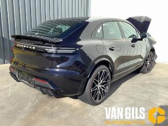 Porsche Macan Macan (XA), SUV, 2024 4 100 kWh 2026/7