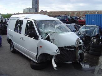 Nissan Vanette cargo 2.3 d picture 2