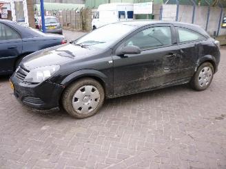 Opel Astra 1.6 coupe picture 2