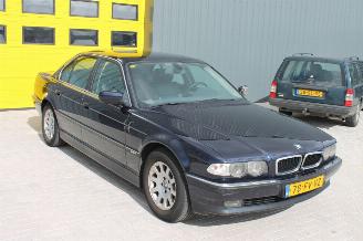 BMW 7-serie 730D picture 2