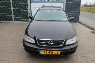 Opel Omega 2.2 16V picture 1
