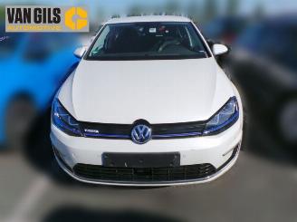 Volkswagen Golf GTE picture 1