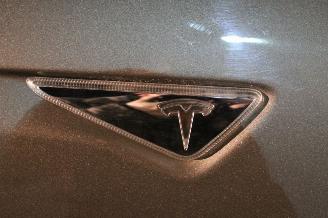 Tesla Model S 85D picture 16