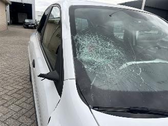 Renault Twingo 1.0 SCe Authentique picture 6