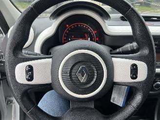 Renault Twingo 1.0 SCe Authentique picture 12