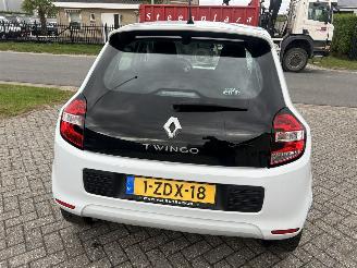 Renault Twingo 1.0 SCe Authentique picture 8