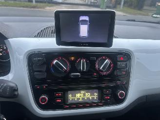 Volkswagen Up!  picture 11
