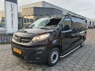 Opel Vivaro-e 50kWh L2H1 Innovation AUTOMAAT picture 3