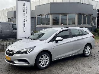 škoda osobní automobily Opel Astra SPORTS TOURER 1.4 Business Executive 2018/6