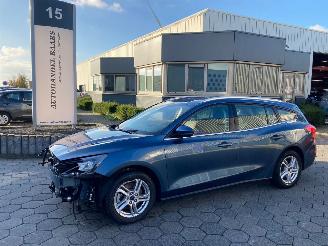 Voiture accidenté Ford Focus 1.0 EcoBoost Trend Edition Business 2021/10