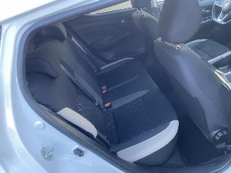 Nissan Micra 1.0 IG-T N-Design 92 pk picture 16