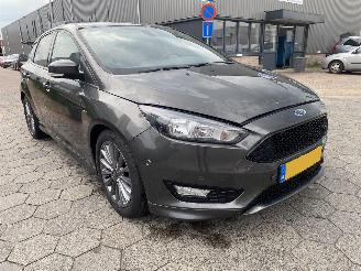 Ford Focus 1.5 ST-Line picture 3