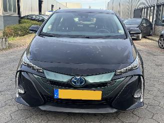 Toyota Prius 1.8 Plug-in Executive picture 2