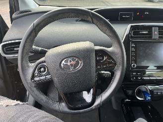 Toyota Prius 1.8 Plug-in Executive picture 19