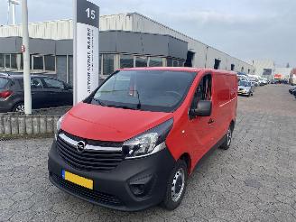 uszkodzony samochody ciężarowe Opel Vivaro 1.6 CDTI L1H1 Edition 2019/3