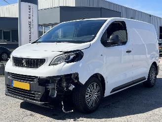 Vaurioauto  commercial vehicles Peugeot Expert 226C 1.6 BlueHDI 115 Premium 2018/10