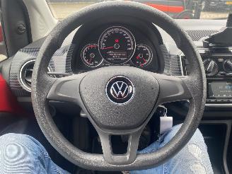 Volkswagen Up 1.0 BMT move up! picture 16
