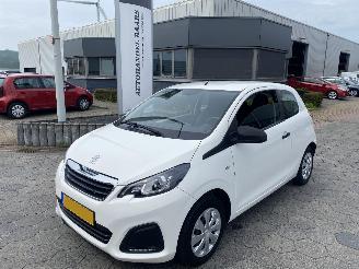 krockskadad bil auto Peugeot 108 1.0 e-VTi Access 2018/9