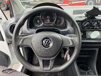 Volkswagen Up! 1.0 BMT move up! picture 14