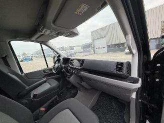 Volkswagen Crafter 30 2.0 TDI L3H3 Highline picture 11
