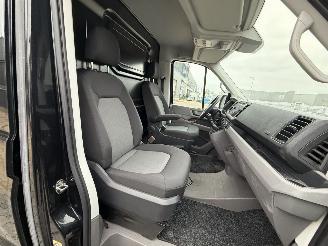 Volkswagen Crafter 30 2.0 TDI L3H3 Highline picture 10