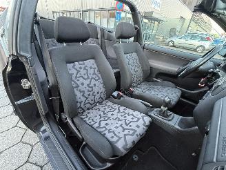 Volkswagen Golf Cabriolet 1.8 Trendline picture 14