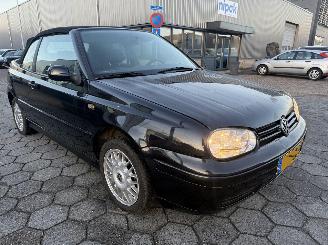 Volkswagen Golf Cabriolet 1.8 Trendline picture 3