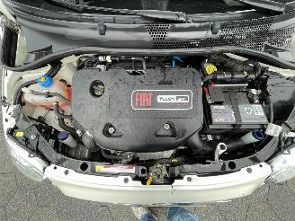 Fiat 500 0.9 TwinAir Lounge picture 13