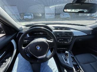 BMW 3-serie 320i Edition Luxury Line Purity Executive picture 8