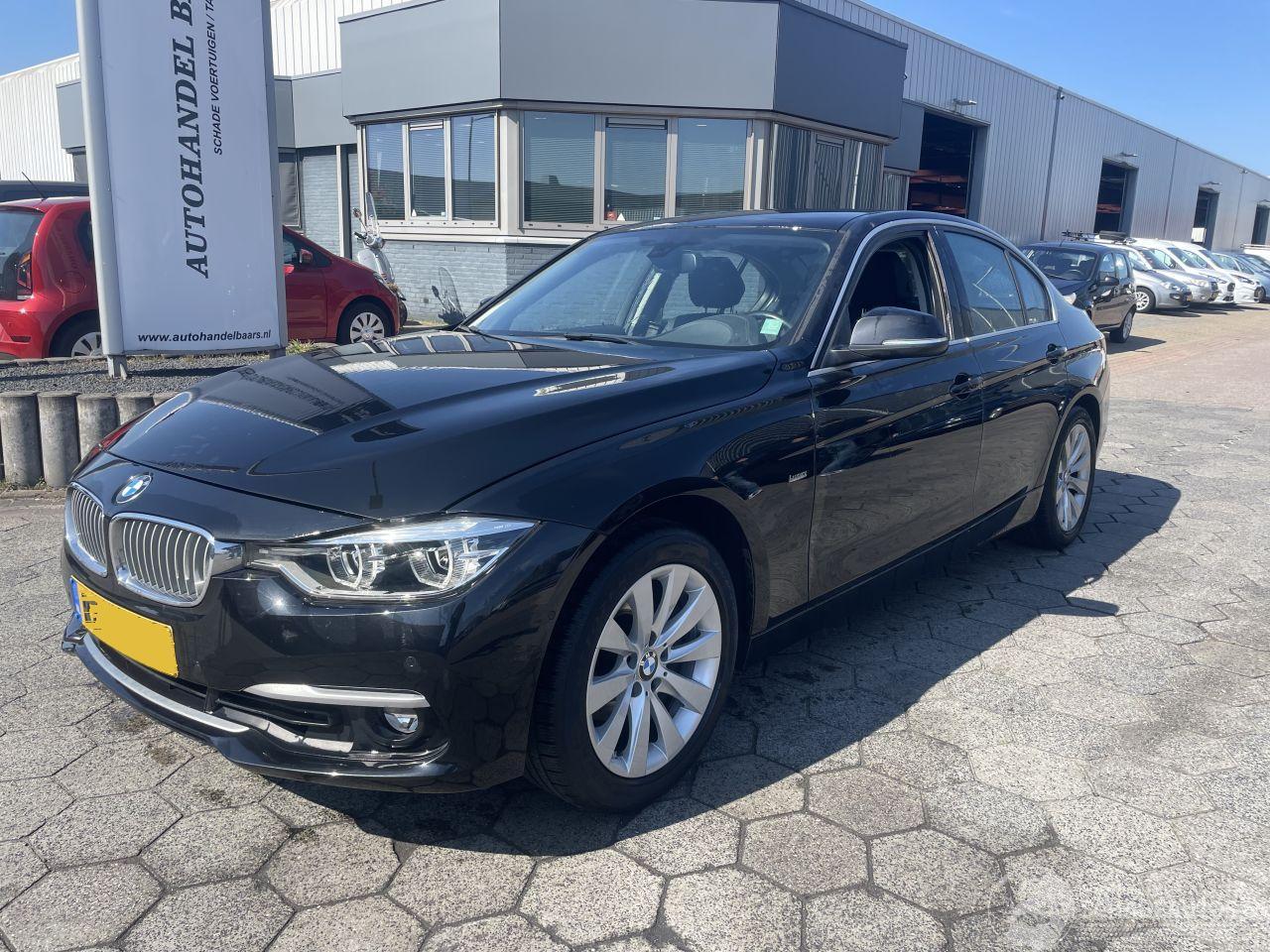 BMW 3-serie 320i Edition Luxury Line Purity Executive