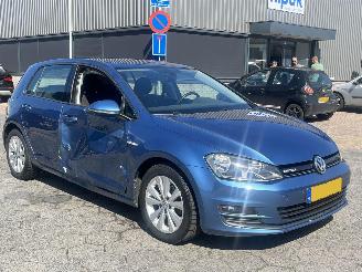 Volkswagen Golf 1.0 TSI Connected Series AUTOMAAT picture 3