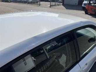 Volkswagen Up! 1.0 BMT move up! picture 14