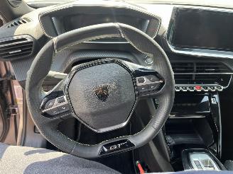 Peugeot e-2008 EV GT 54 kWh picture 17