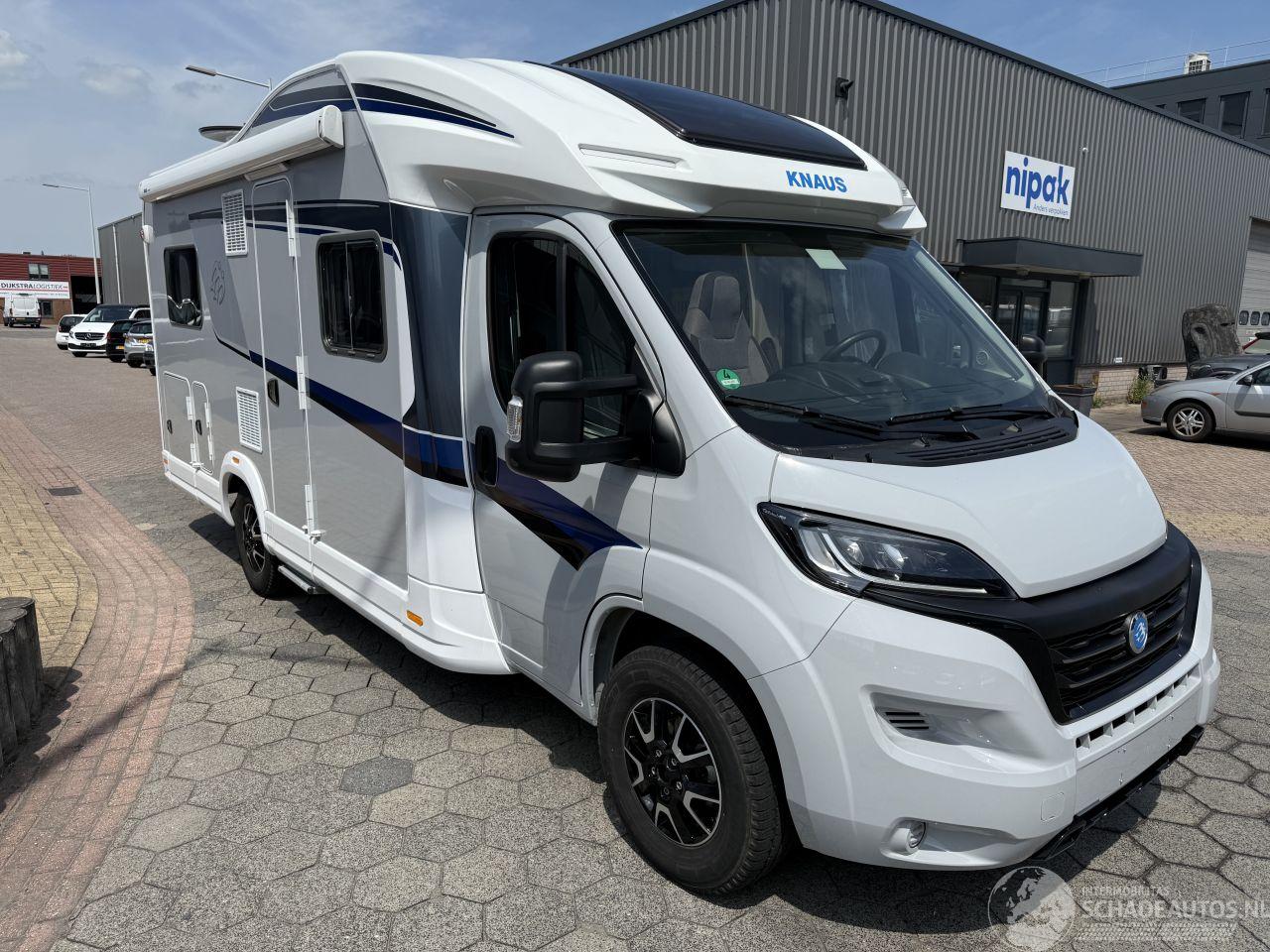 Knaus  Knaus Sky Wave Hefbed