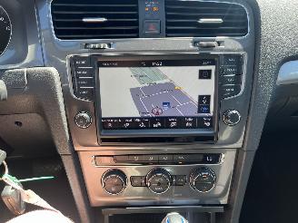 Volkswagen e-Golf  picture 16