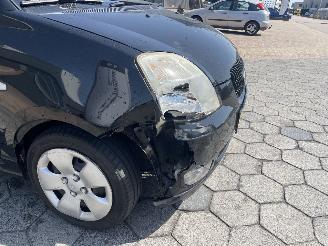 Kia Picanto 1.0 Bling picture 8