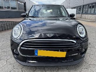 Mini Cooper AUTM!! 1.5 Cooper Pepper picture 2