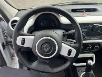 Renault Twingo 1.0 SCe Collection picture 17