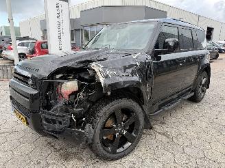 Landrover Defender Urban package 2.0 D240 110 SE picture 3