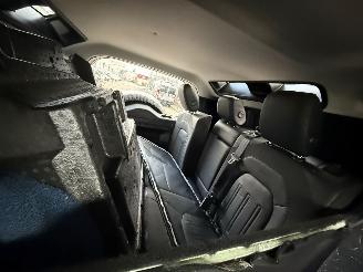 Landrover Defender Urban package 2.0 D240 110 SE picture 12