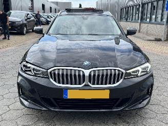 BMW 3-serie Touring 320e picture 2