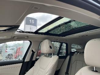 BMW 3-serie Touring 320e picture 16