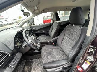 Toyota Verso S 1.3 VVT-i Aspiration AUTOMAAT picture 14