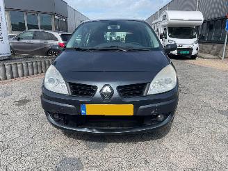 Renault Scenic 1.6-16V Business Line picture 2